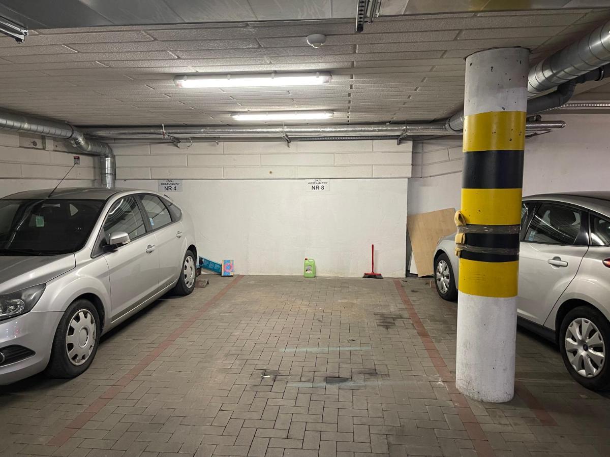 42 M Z Miejscem W Garazu Z Winda Blisko Centrum I Morza Gdynia